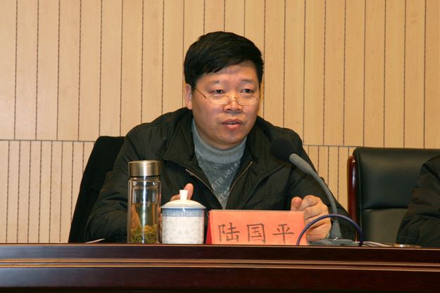 點擊瀏覽下一頁