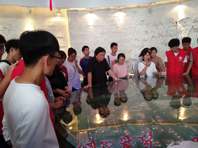 村史館參觀.jpg