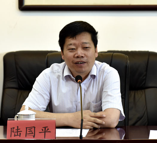 點擊瀏覽下一頁