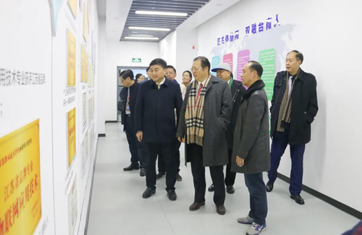 參觀.jpg
