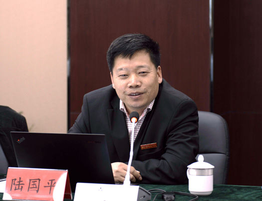 點擊瀏覽下一頁